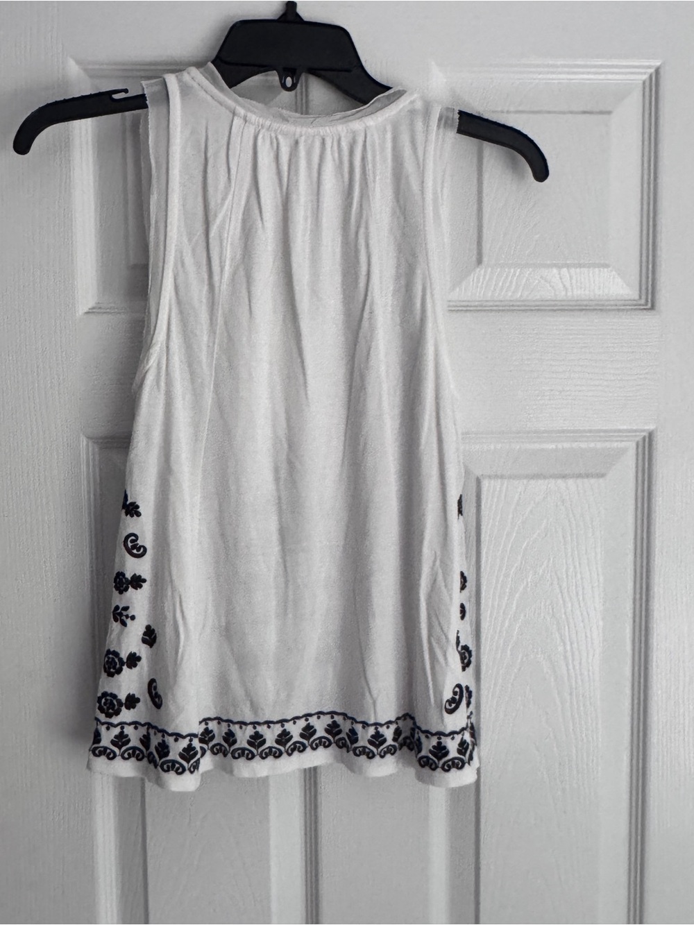 Anthropologie Akemi + Kin Chelsey Embroidered Boho-Chic Tank Top, Peasant Tank - Picture 9 of 14
